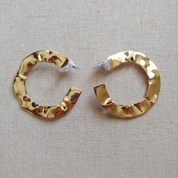 NWT Stella & Dot Wave Hoops - Picture 1 of 4